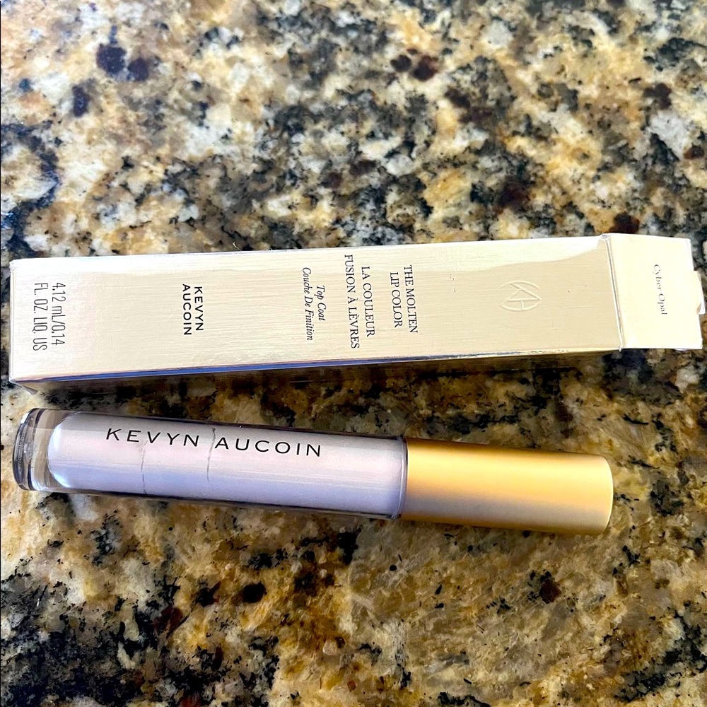 NWT Keyvn Acoiun lip color
